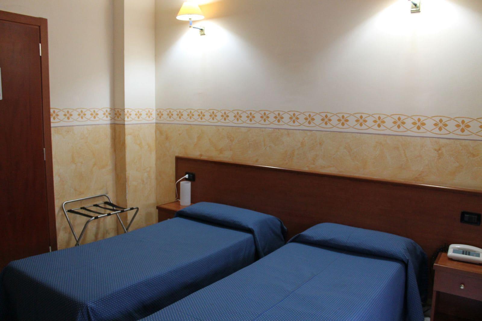 Hotel Lungomare Reggio Calabria Exterior photo