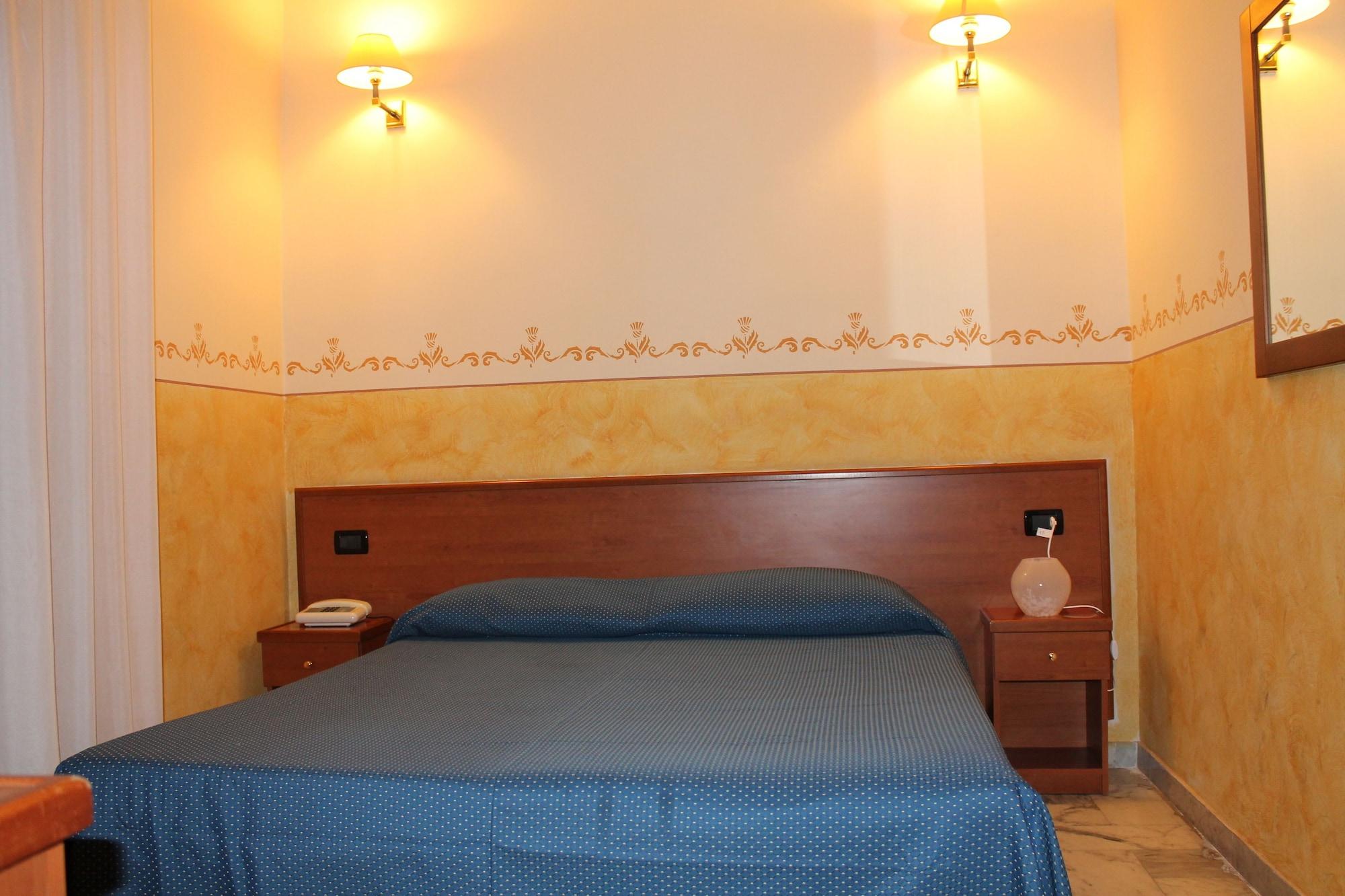 Hotel Lungomare Reggio Calabria Exterior photo