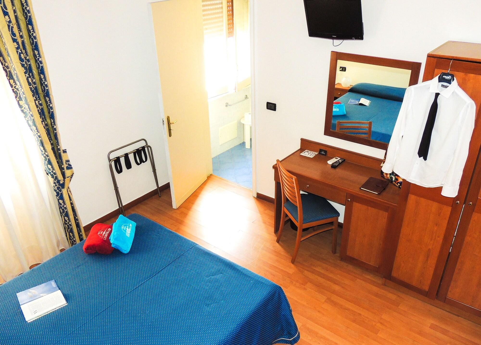 Hotel Lungomare Reggio Calabria Exterior photo