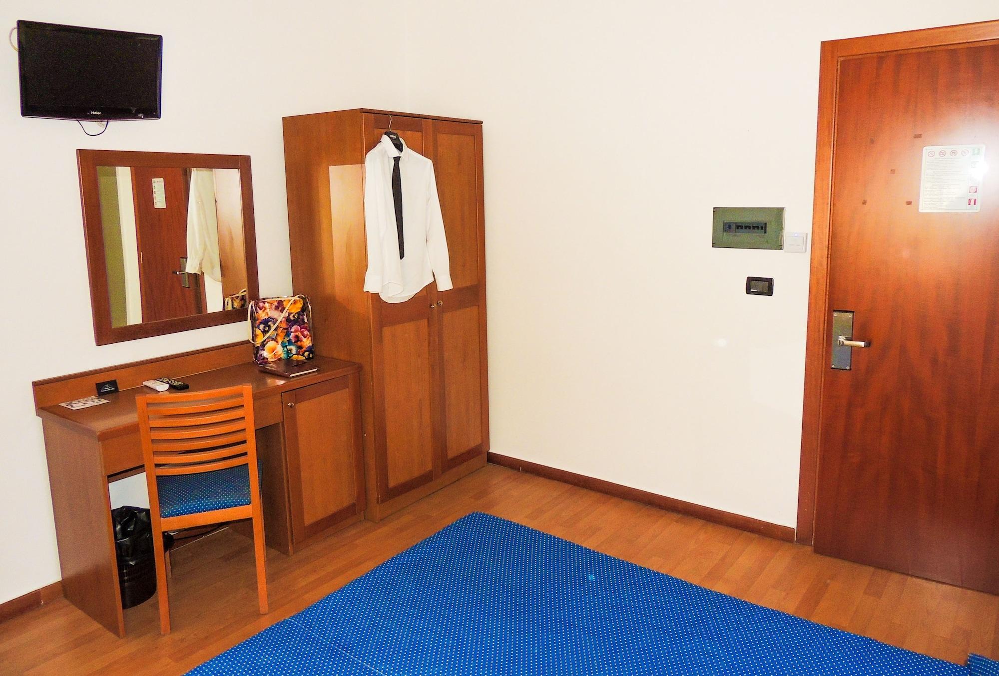 Hotel Lungomare Reggio Calabria Exterior photo