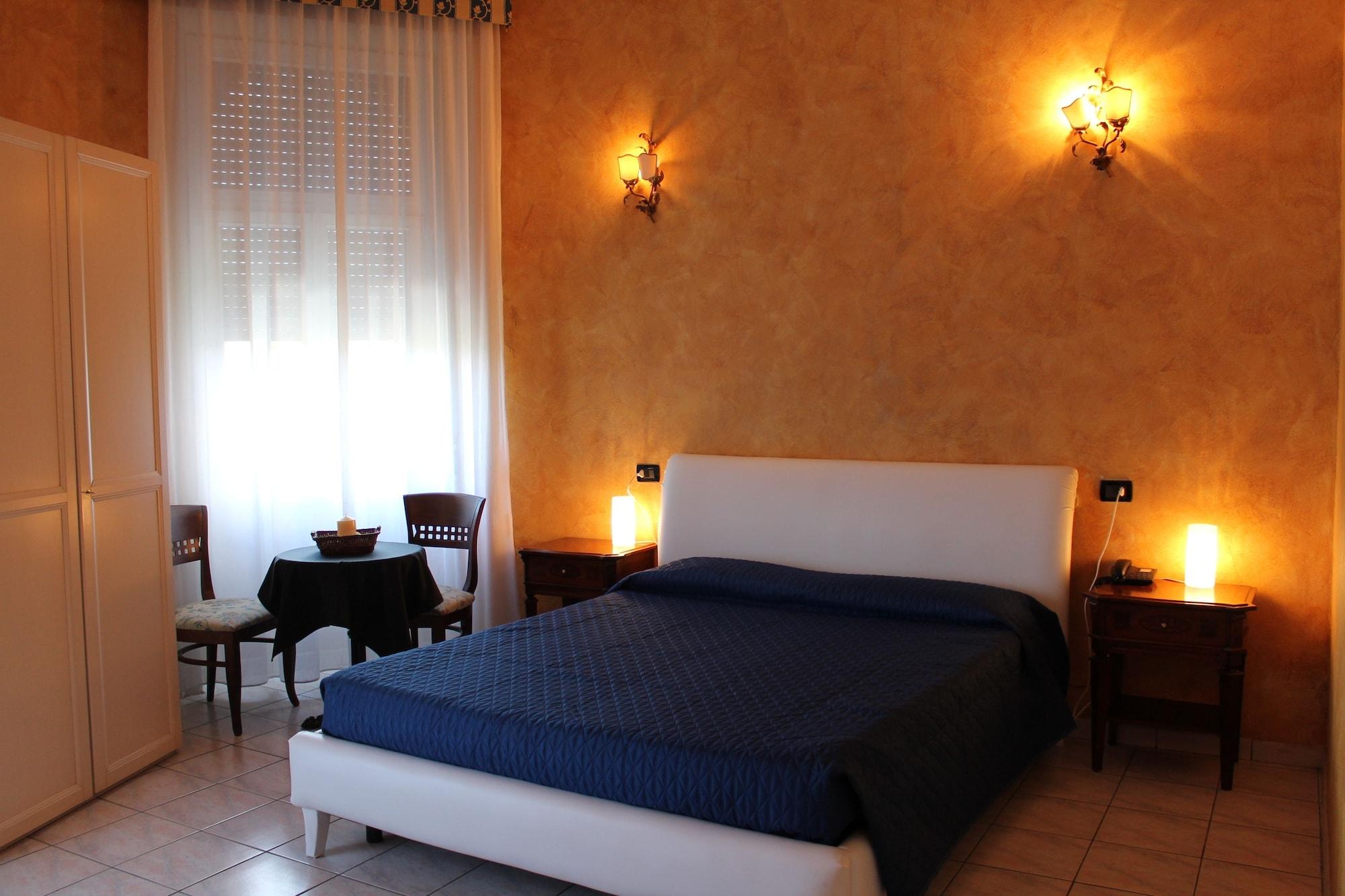 Hotel Lungomare Reggio Calabria Exterior photo